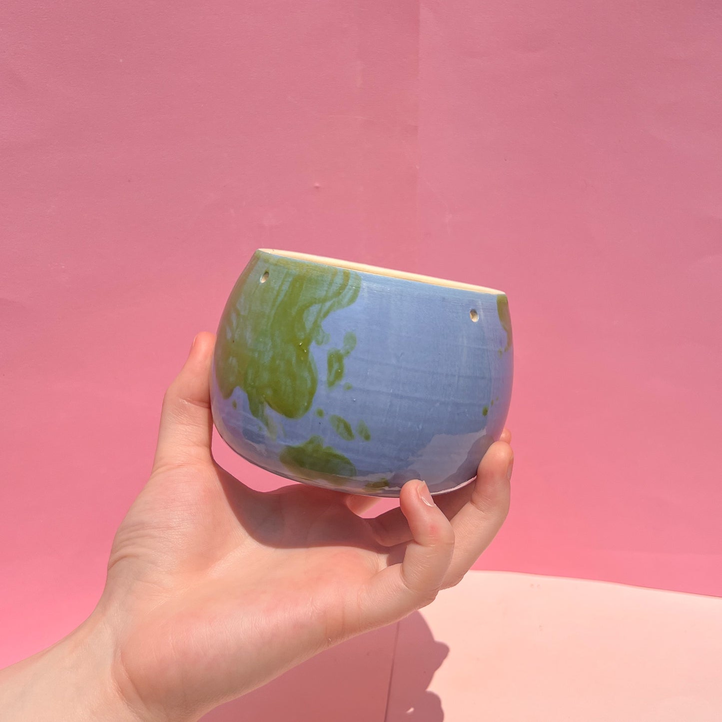 Seconds earth hanging planter