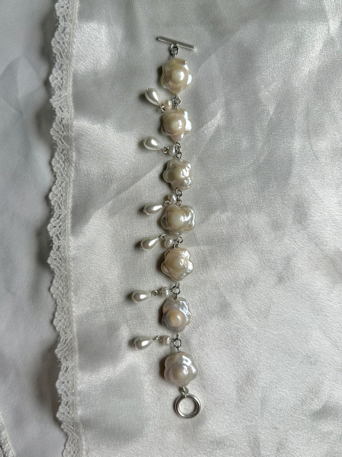 Flowering Pearls bracelet