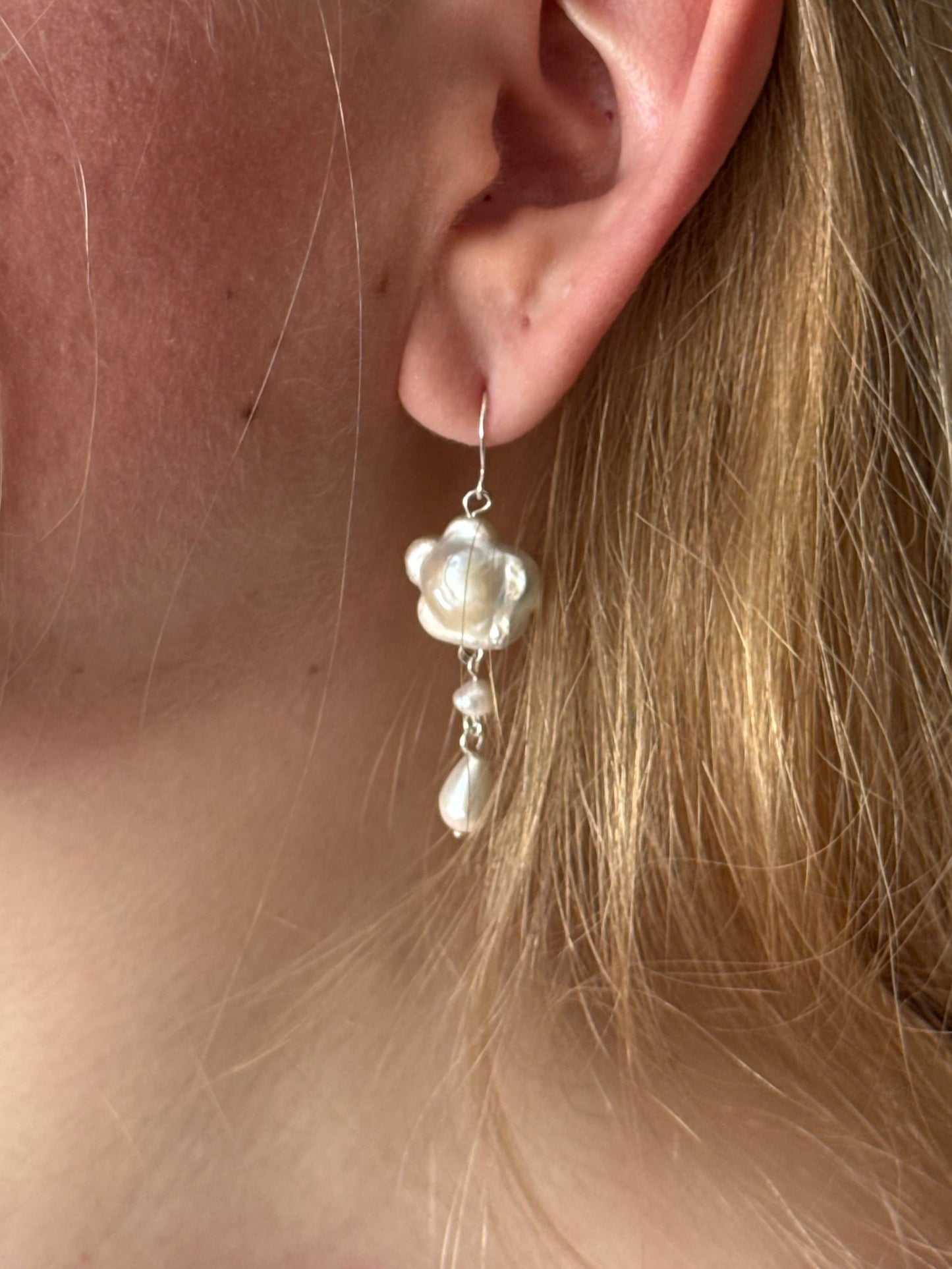 Flowering Pearls earrings