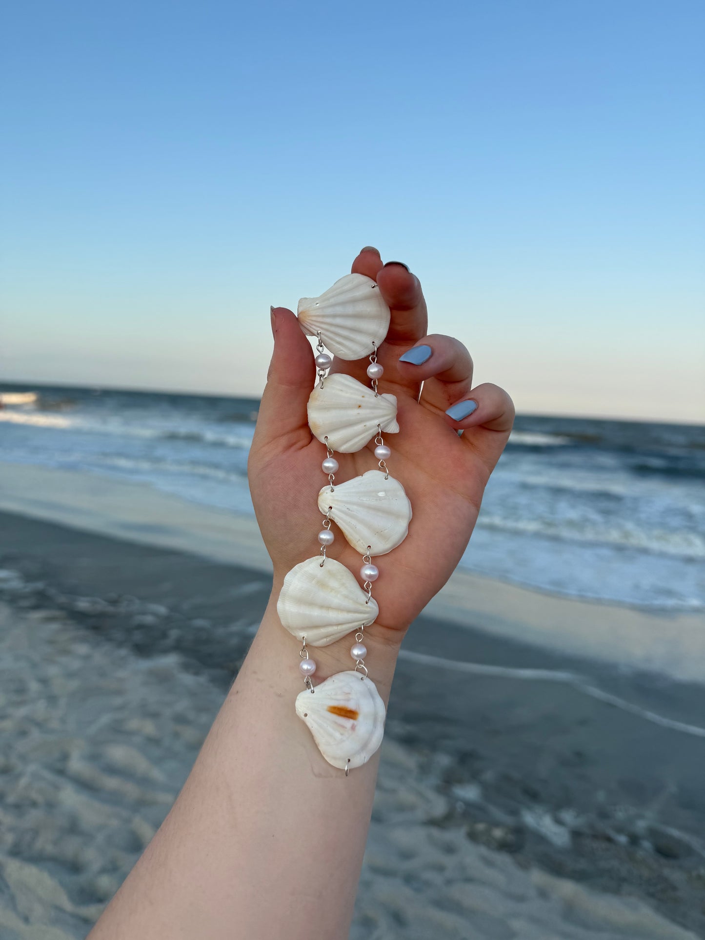 Scallop bracelet