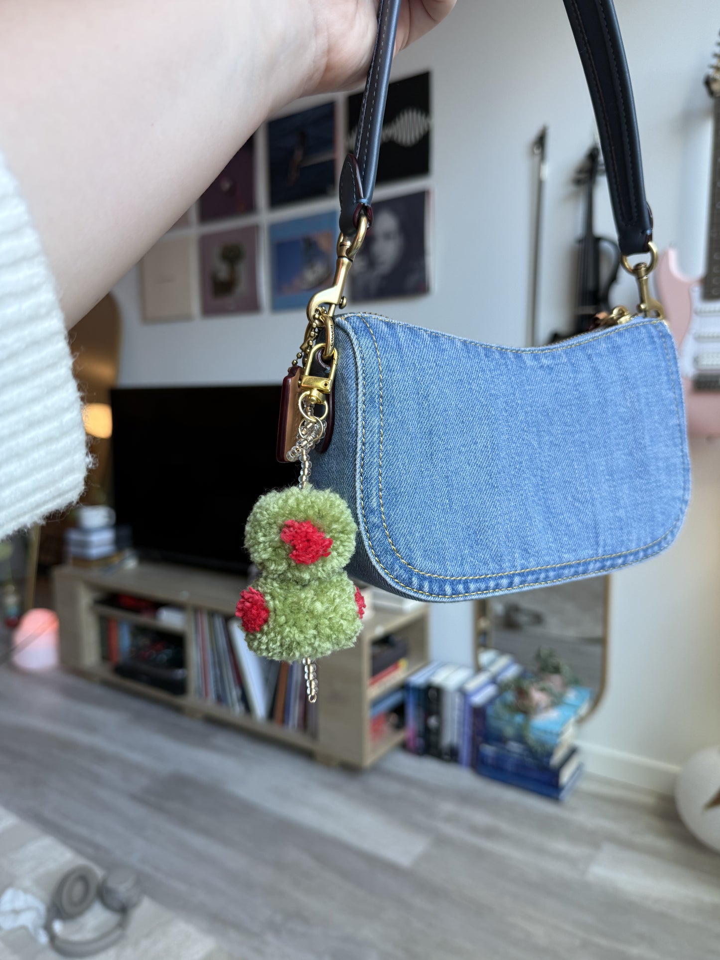Olive you keychain