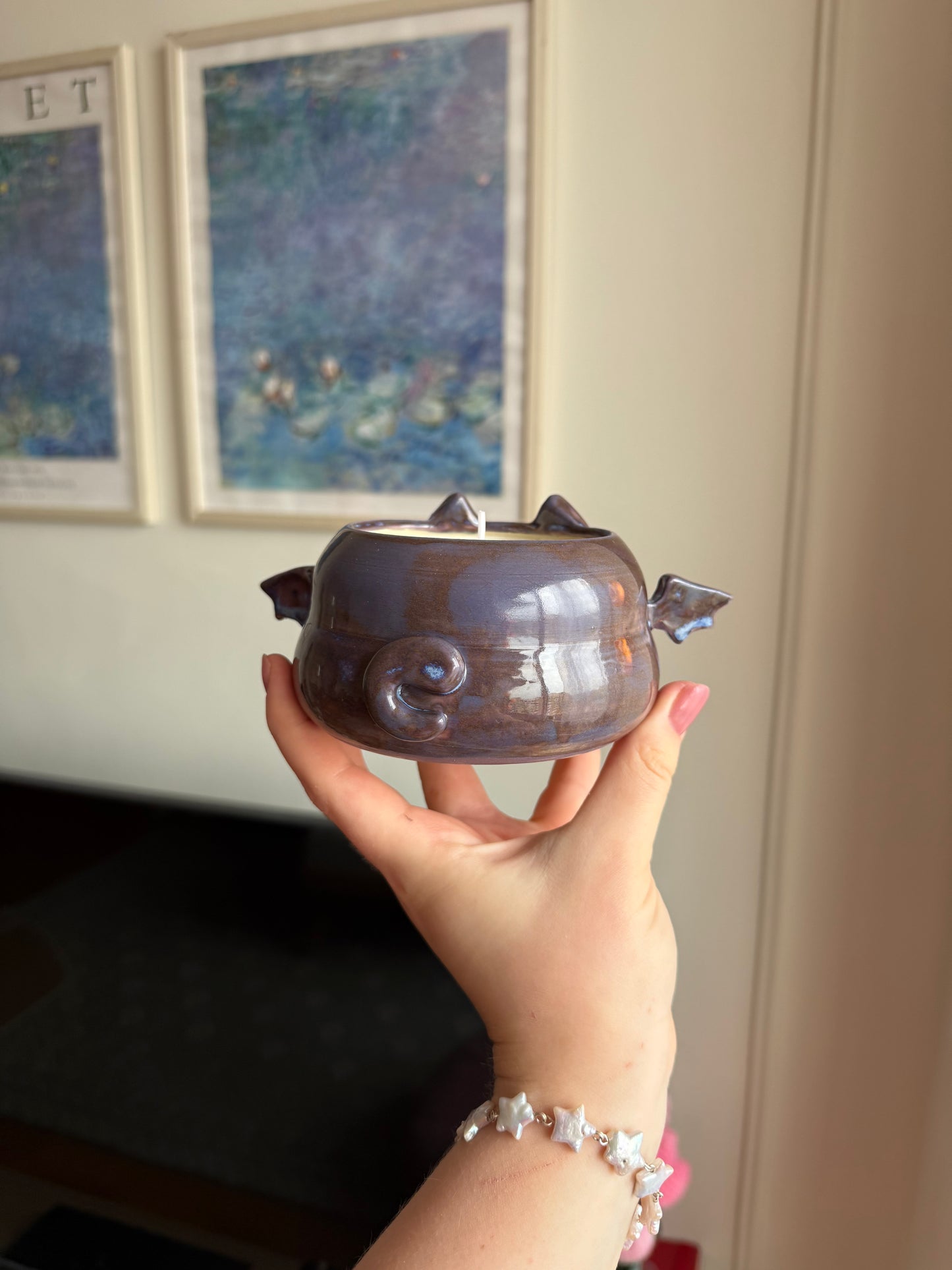 Blanche the Bat Candle