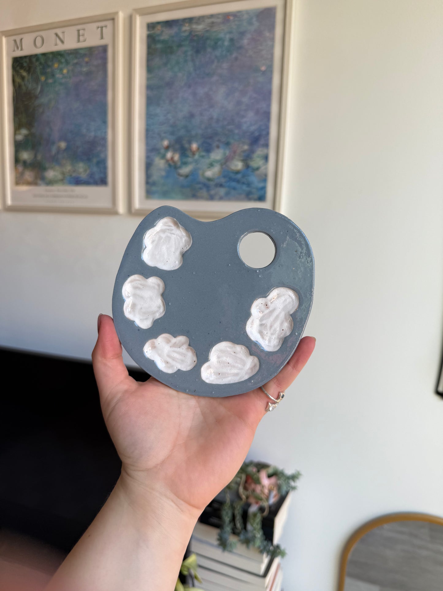 Large cloud palettes