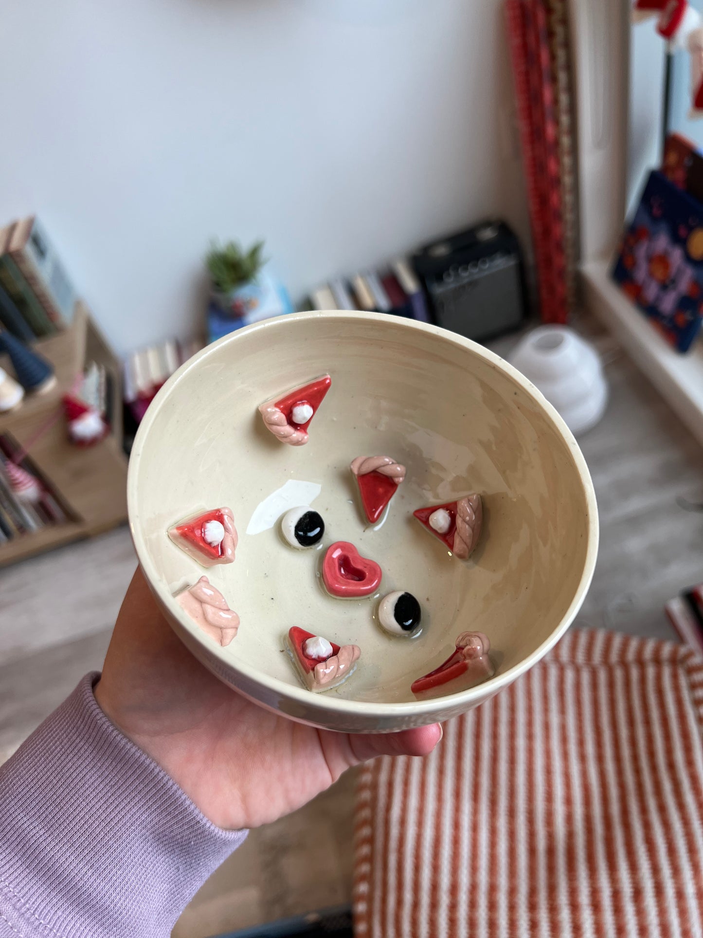 Pumpkin pie bowl