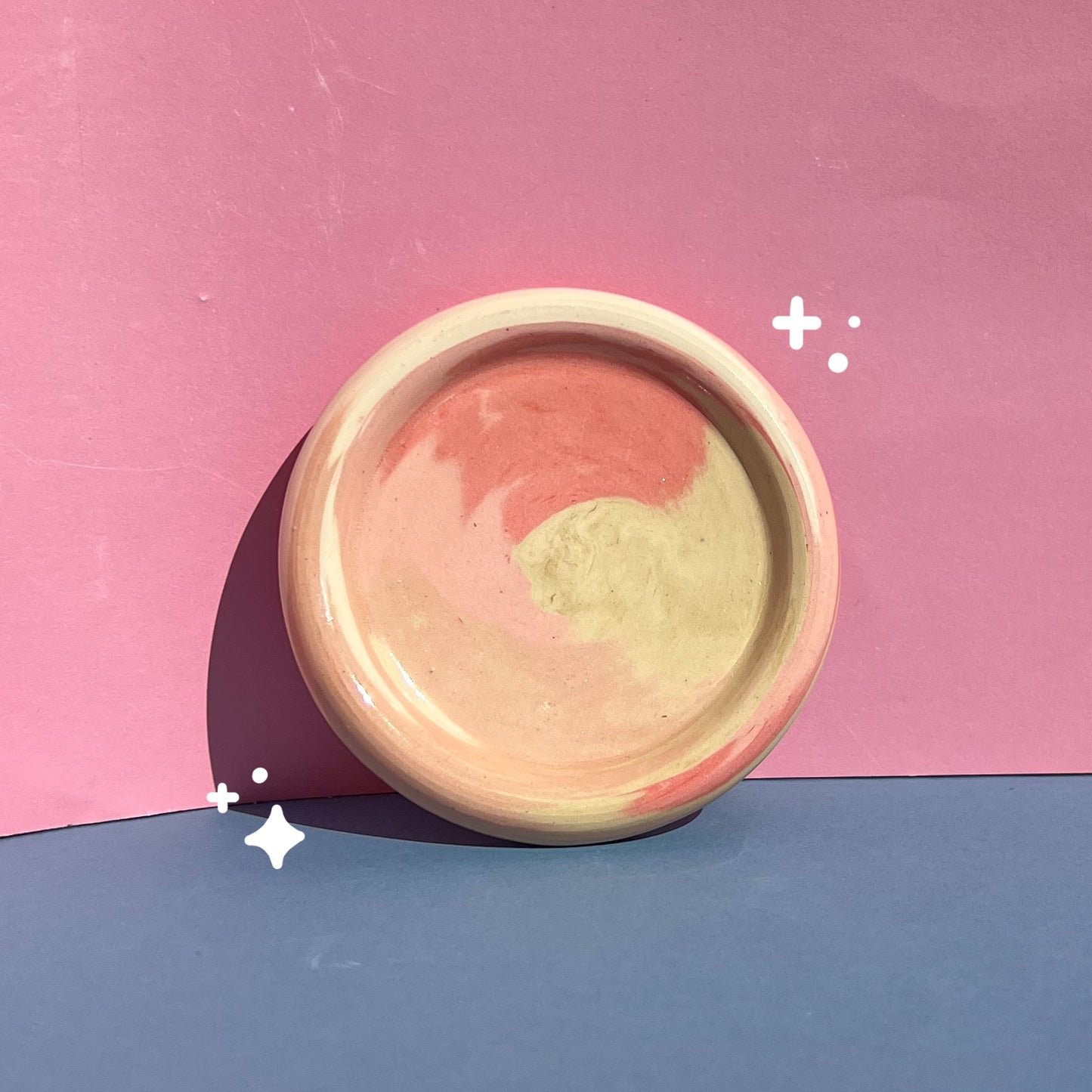 Rosy swirl cappuccino set