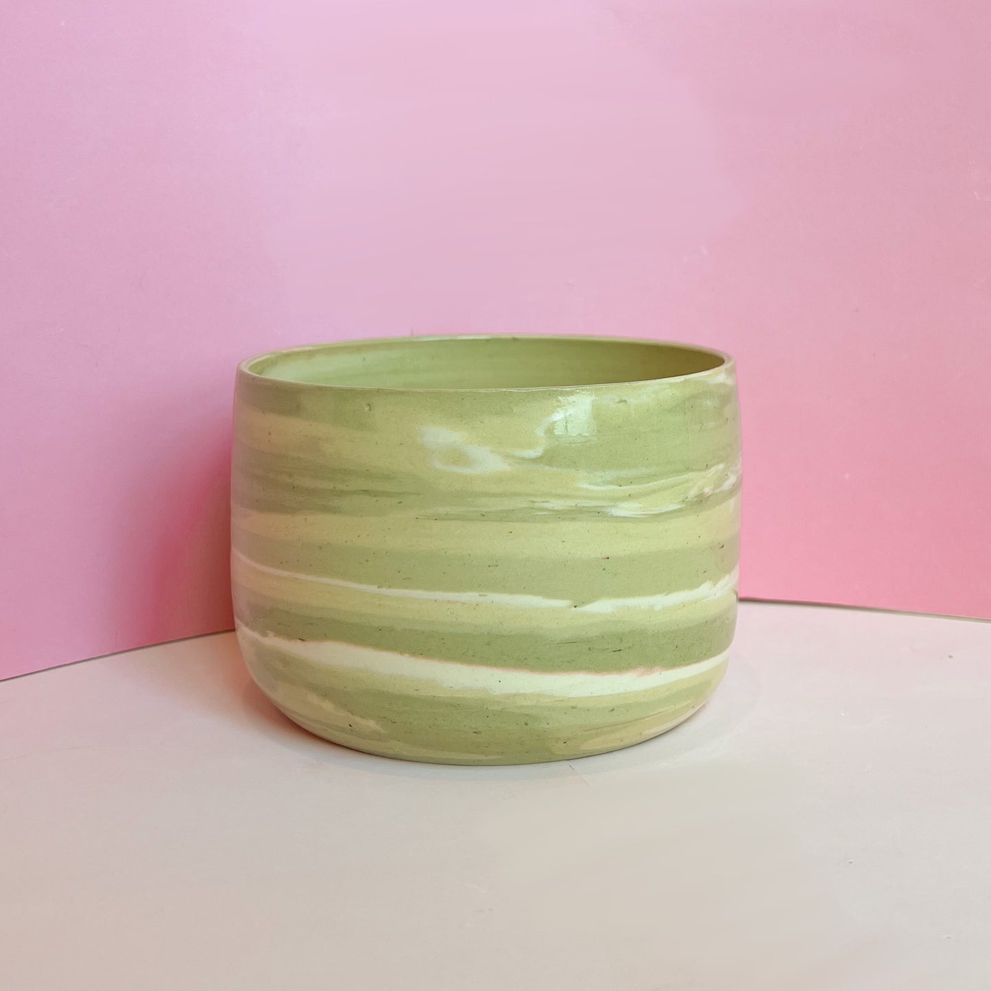 Large green swirl planter