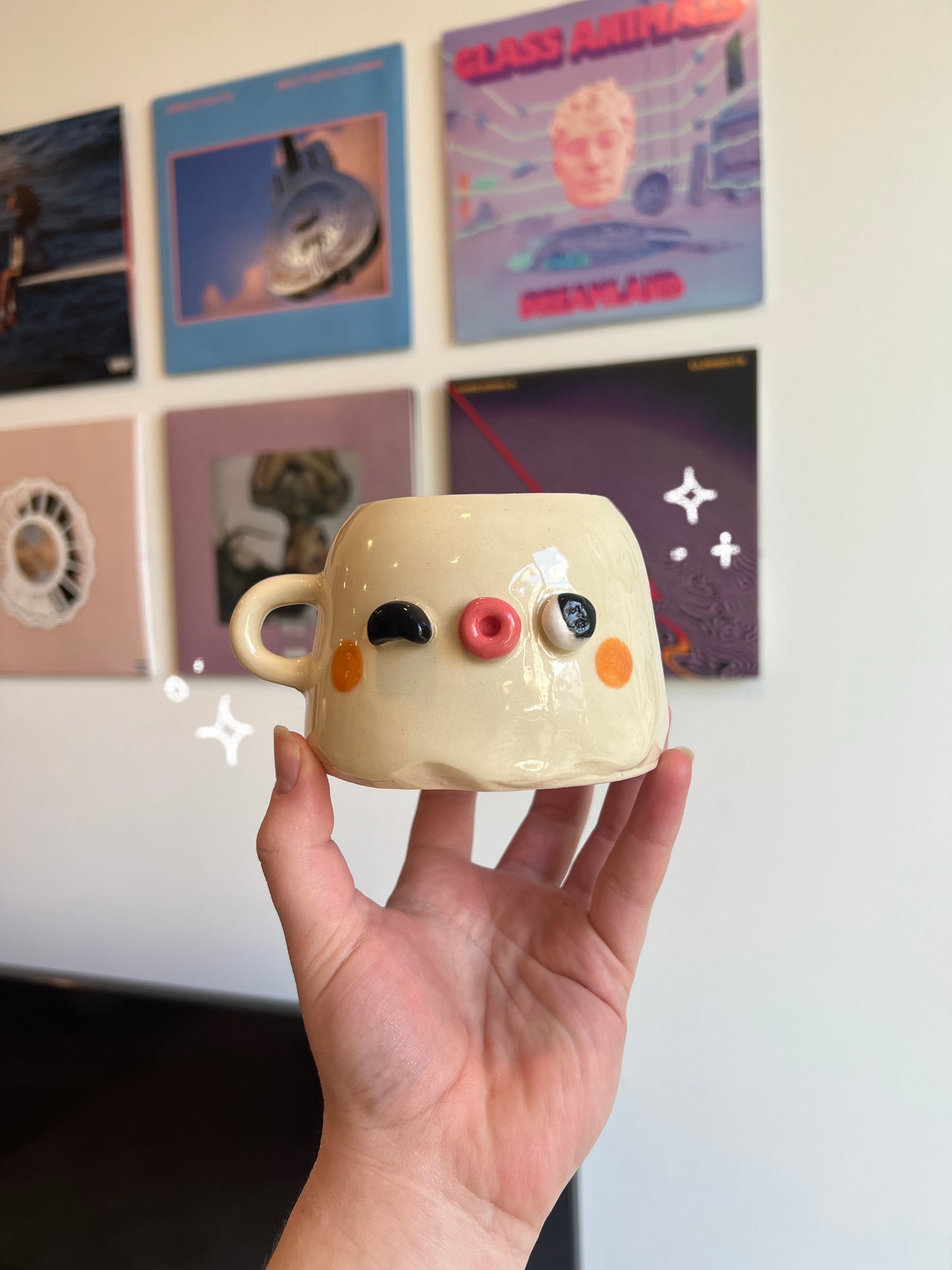 Winky ghost mug