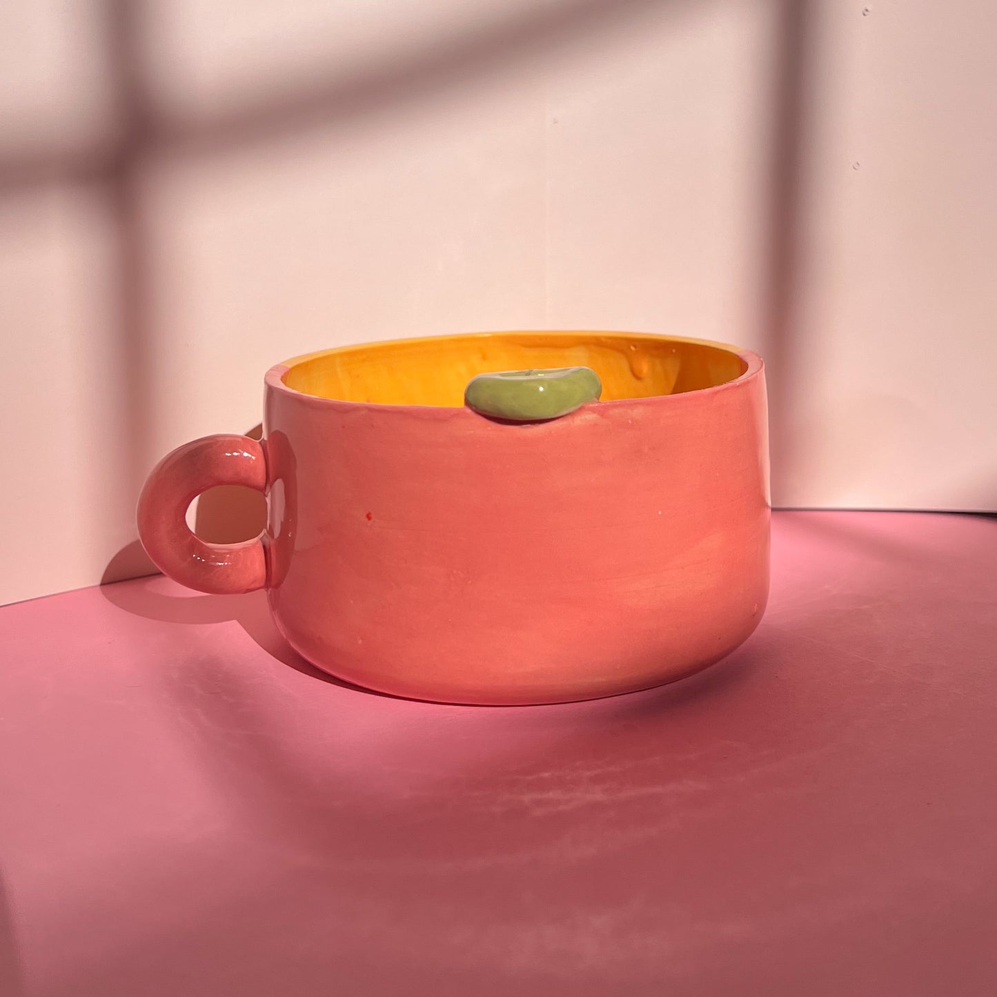 Peach mug