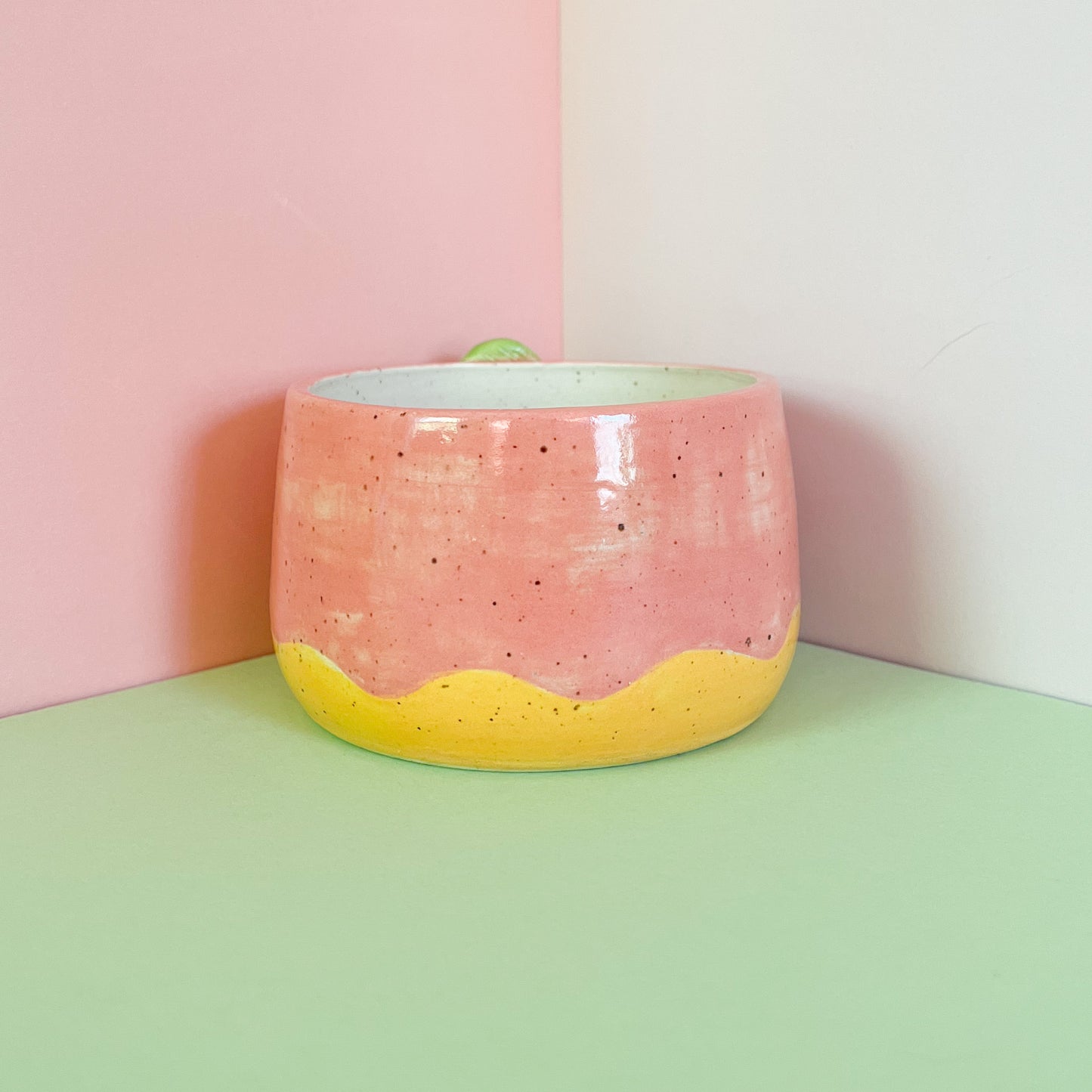Peach planter