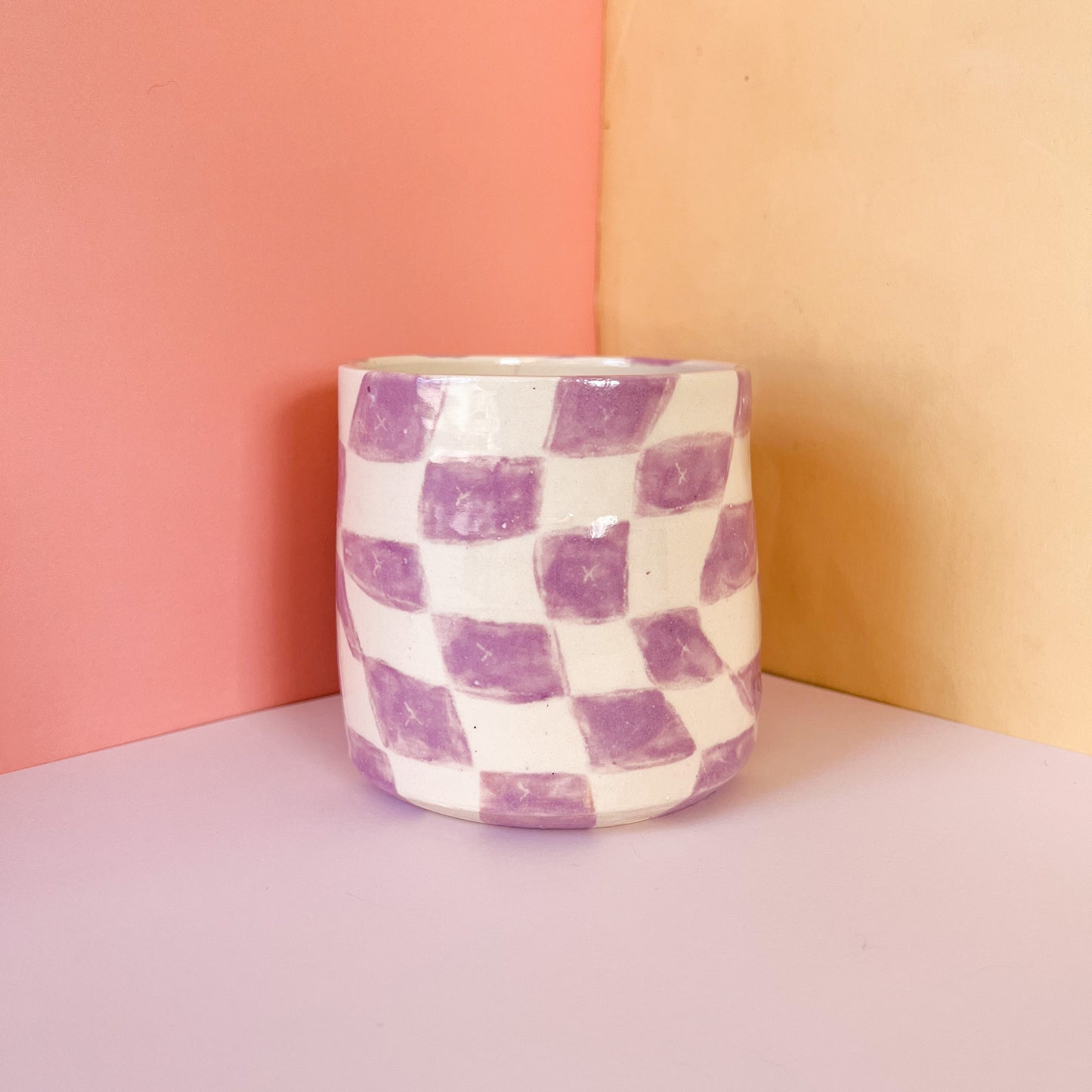 Lilac checkered planter
