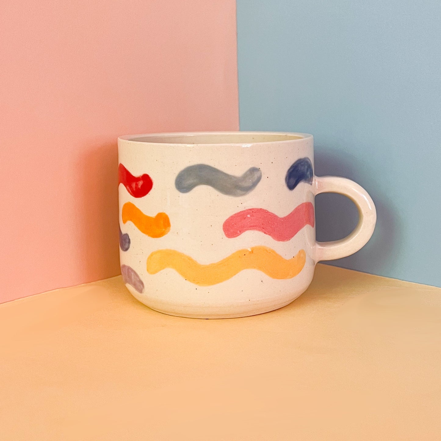 Funky wave mug