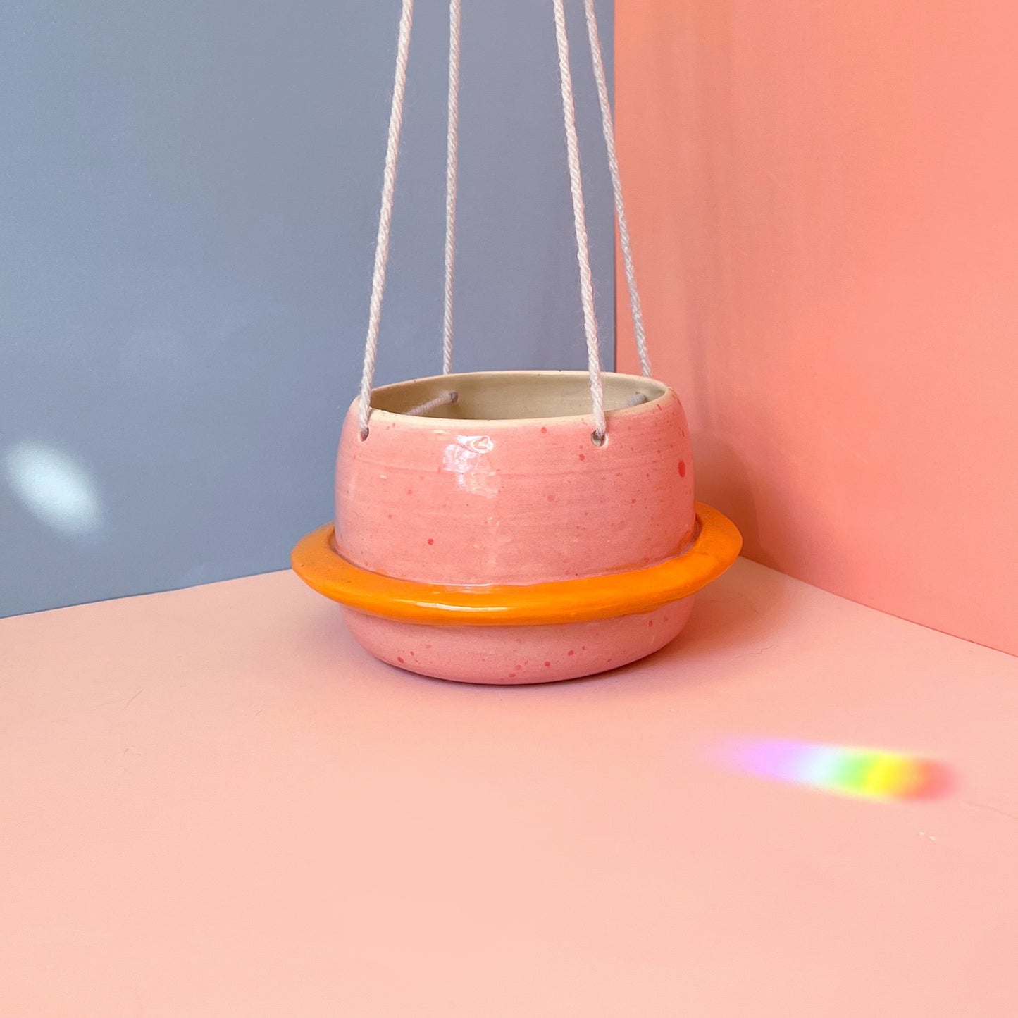 Planet hanging planter
