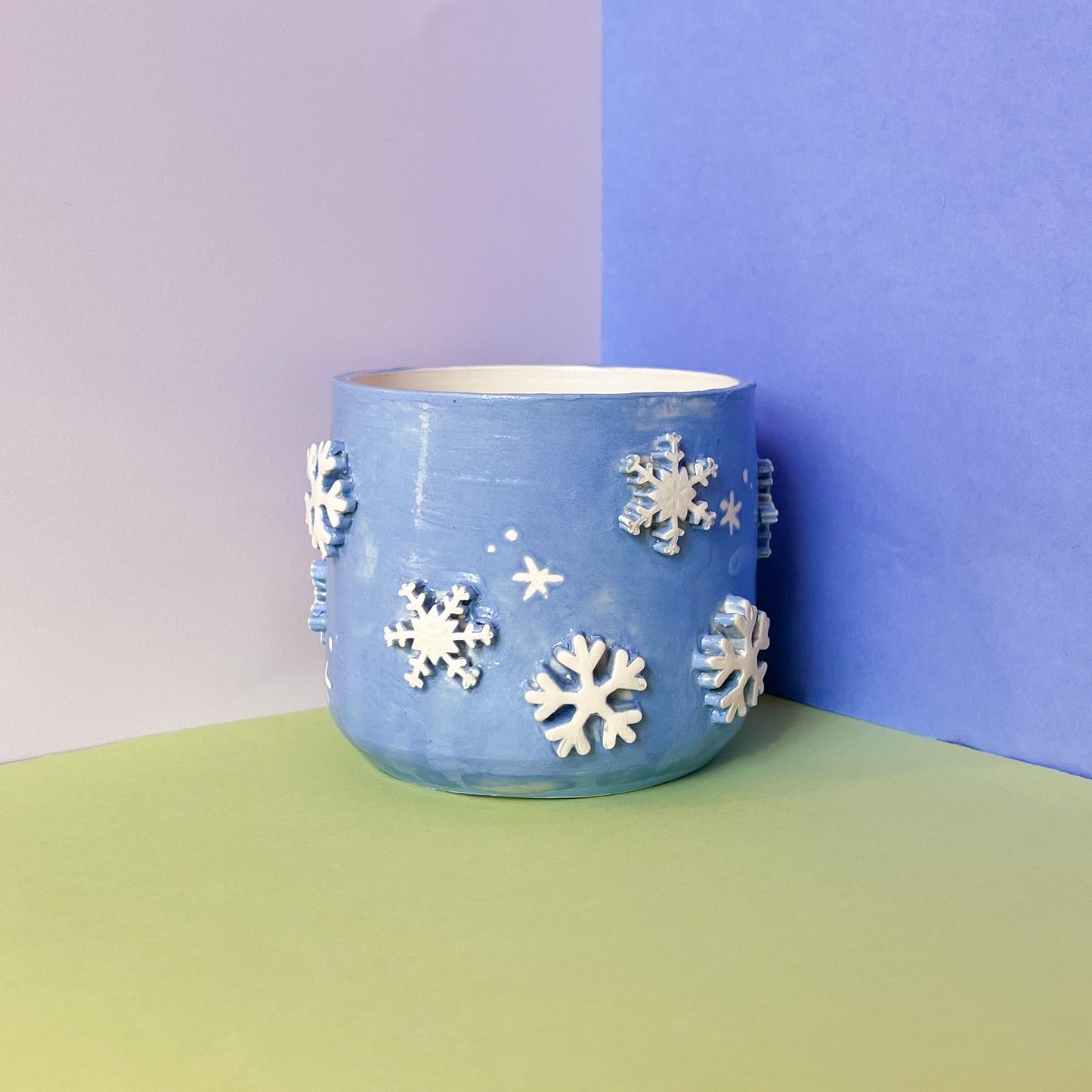 Blue snowflake planter