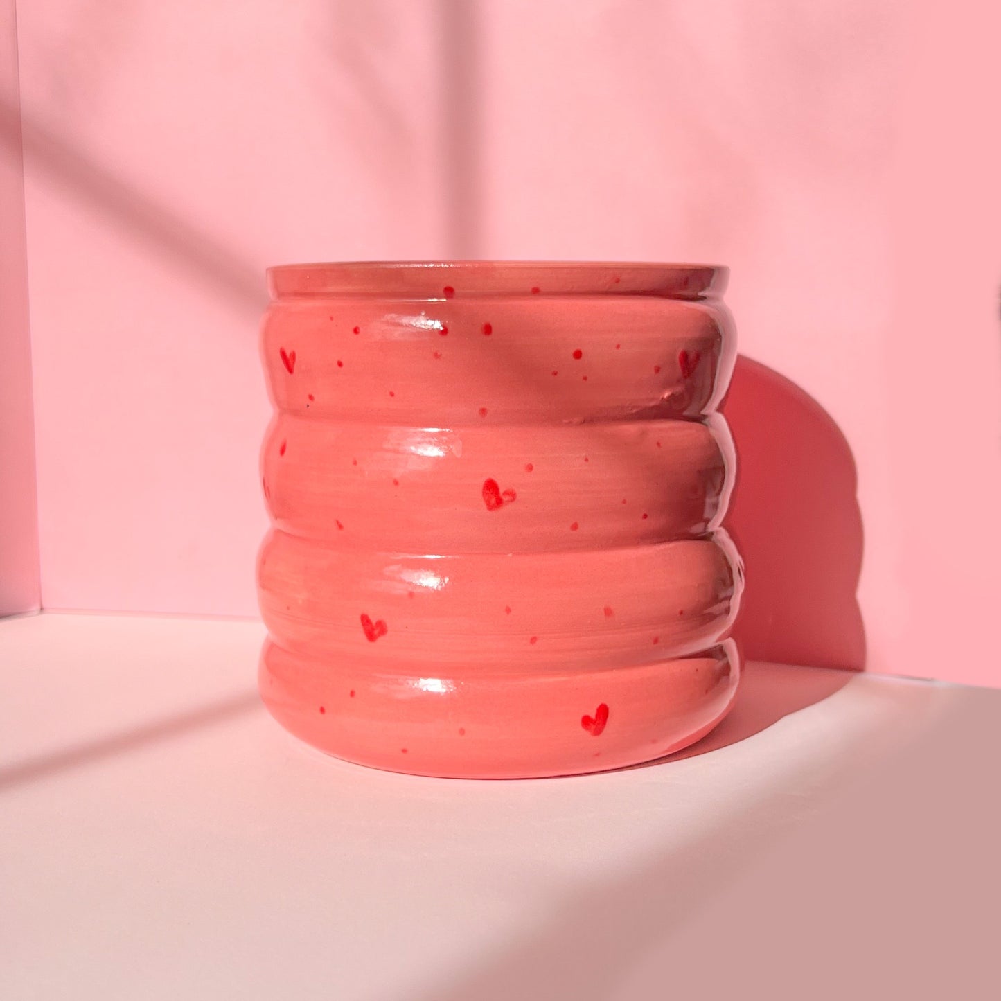 Wavy heart planter
