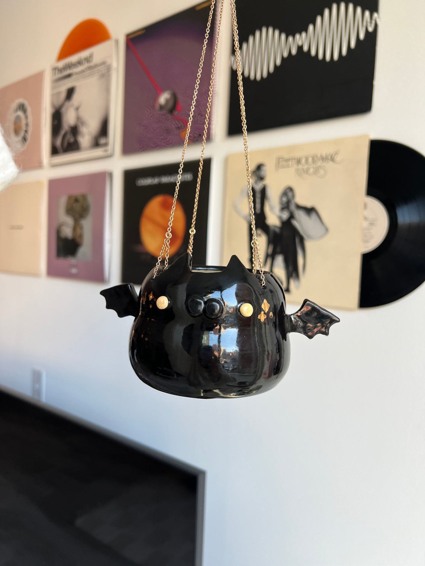 Bat hanging planter