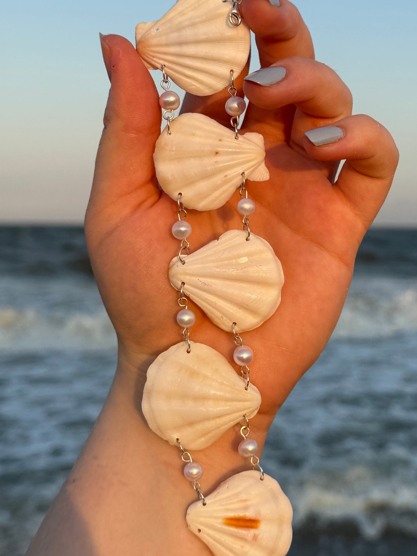Scallop bracelet