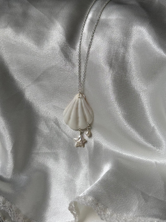 Studded Scallop necklace
