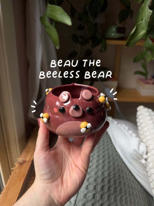 Beau the Beeless bear