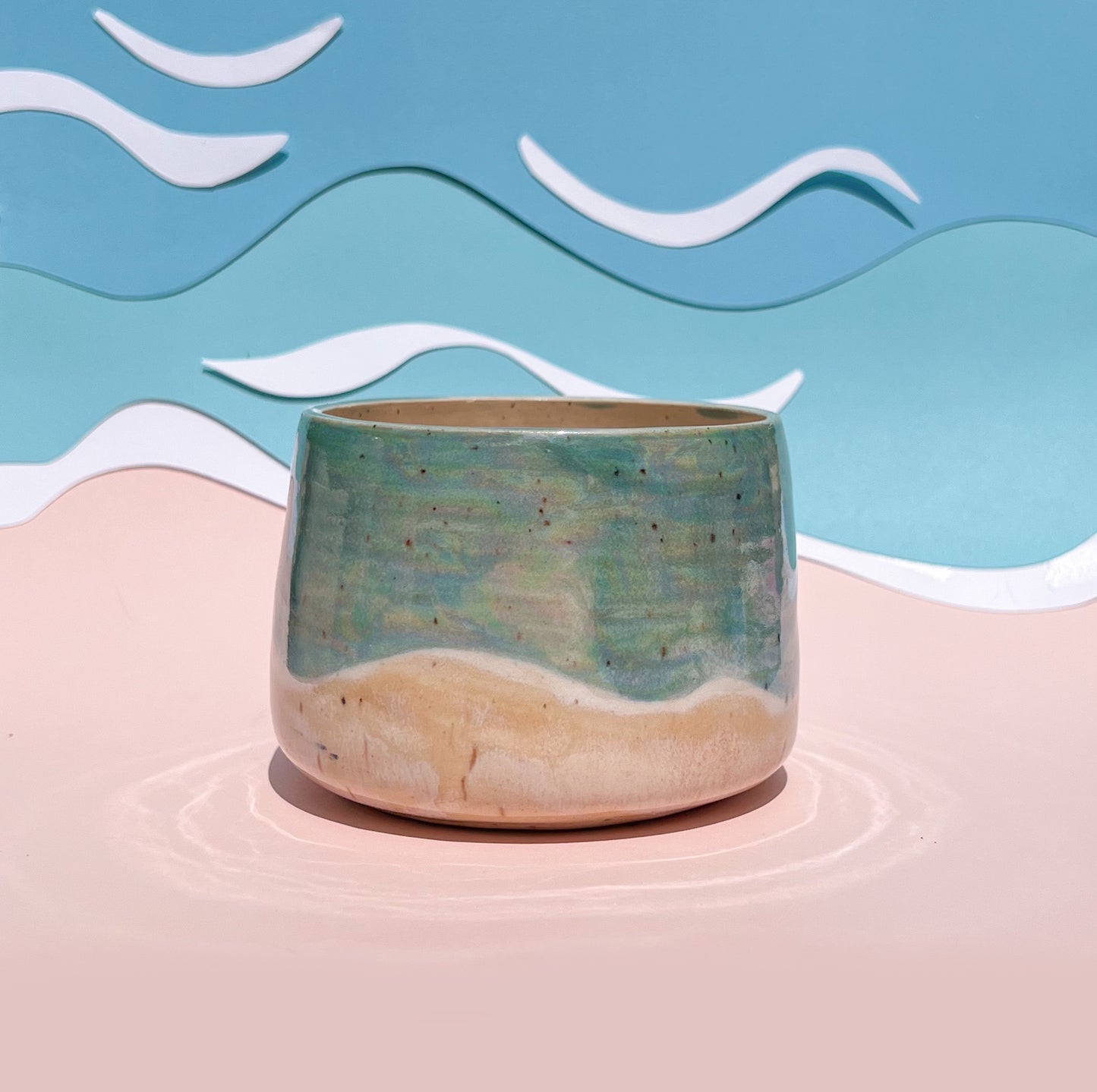 Iridescent beach planter