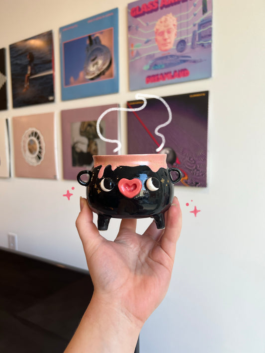 Pinky cauldron piece