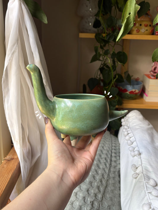 Ivy the Brontosaurus Matcha Bowl