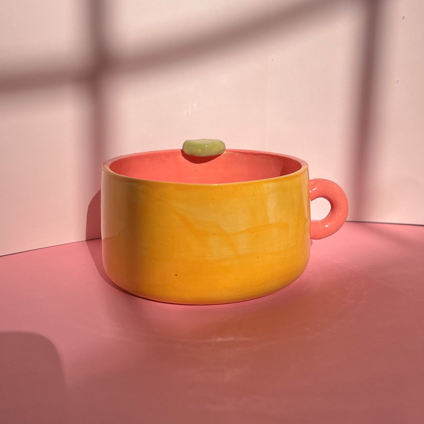 Peach mug