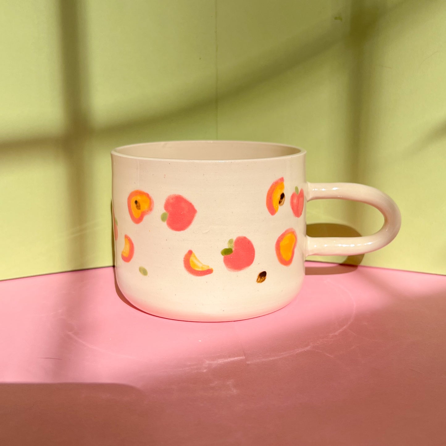 Peaches mug