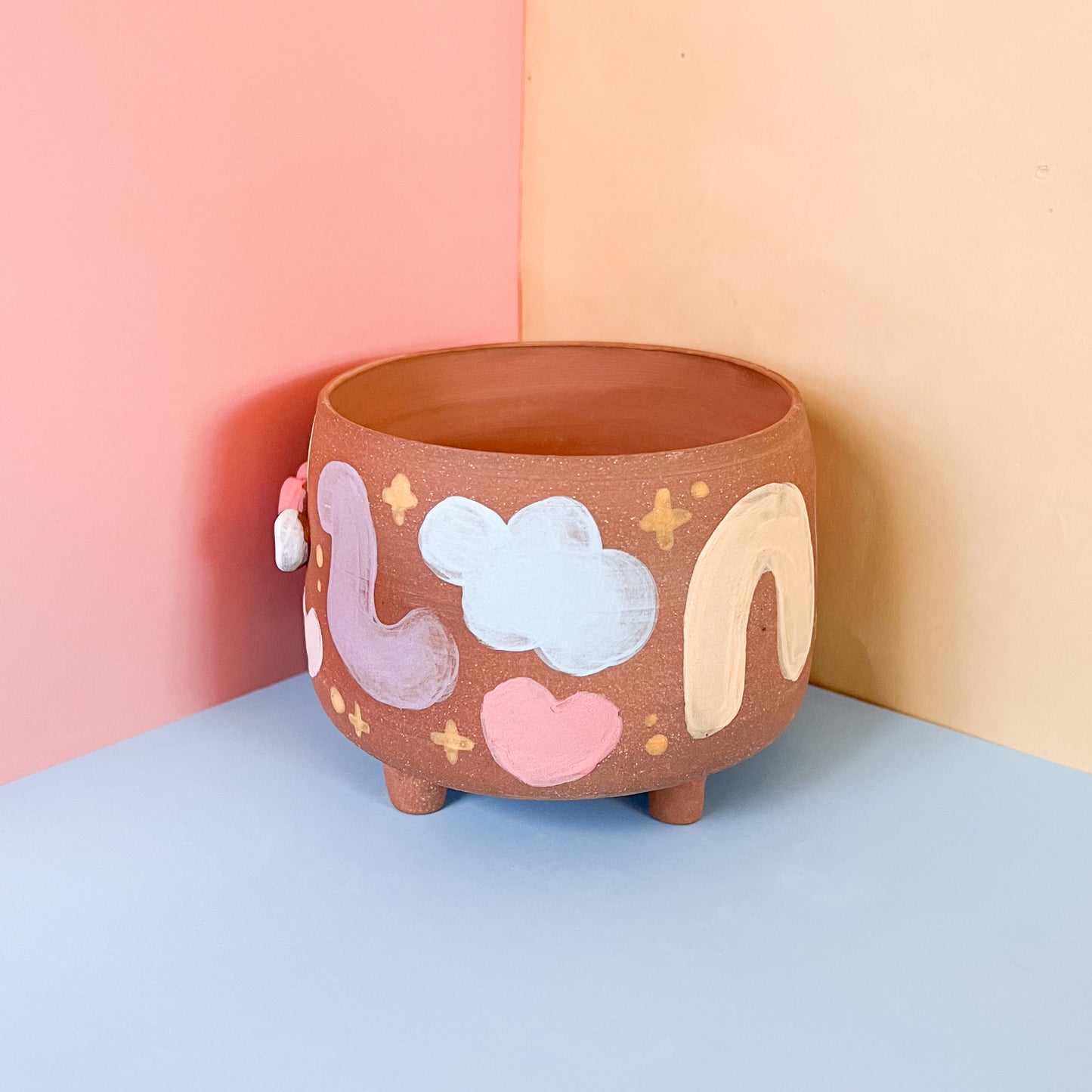 Pastel shape planter with feet