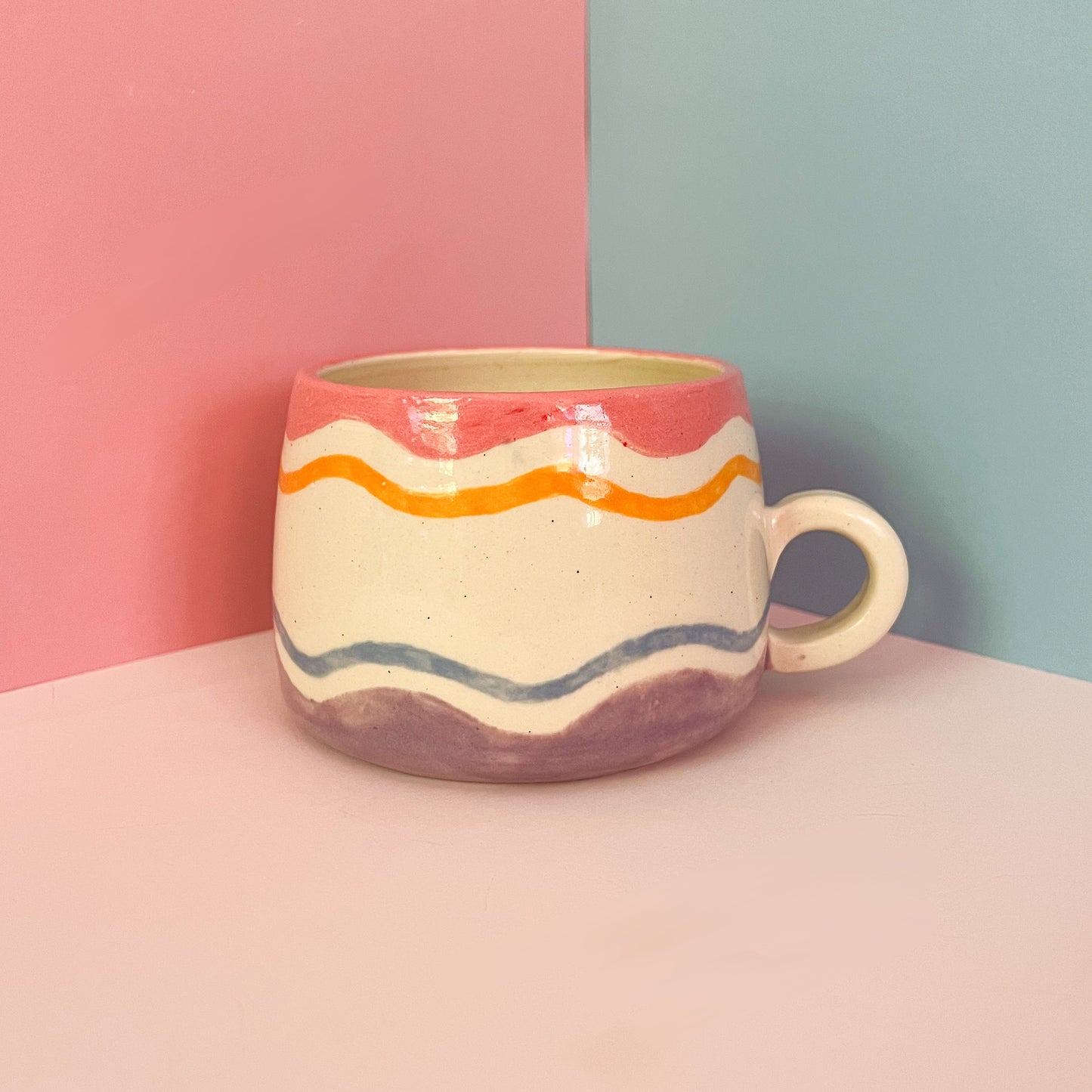 Color waves mug