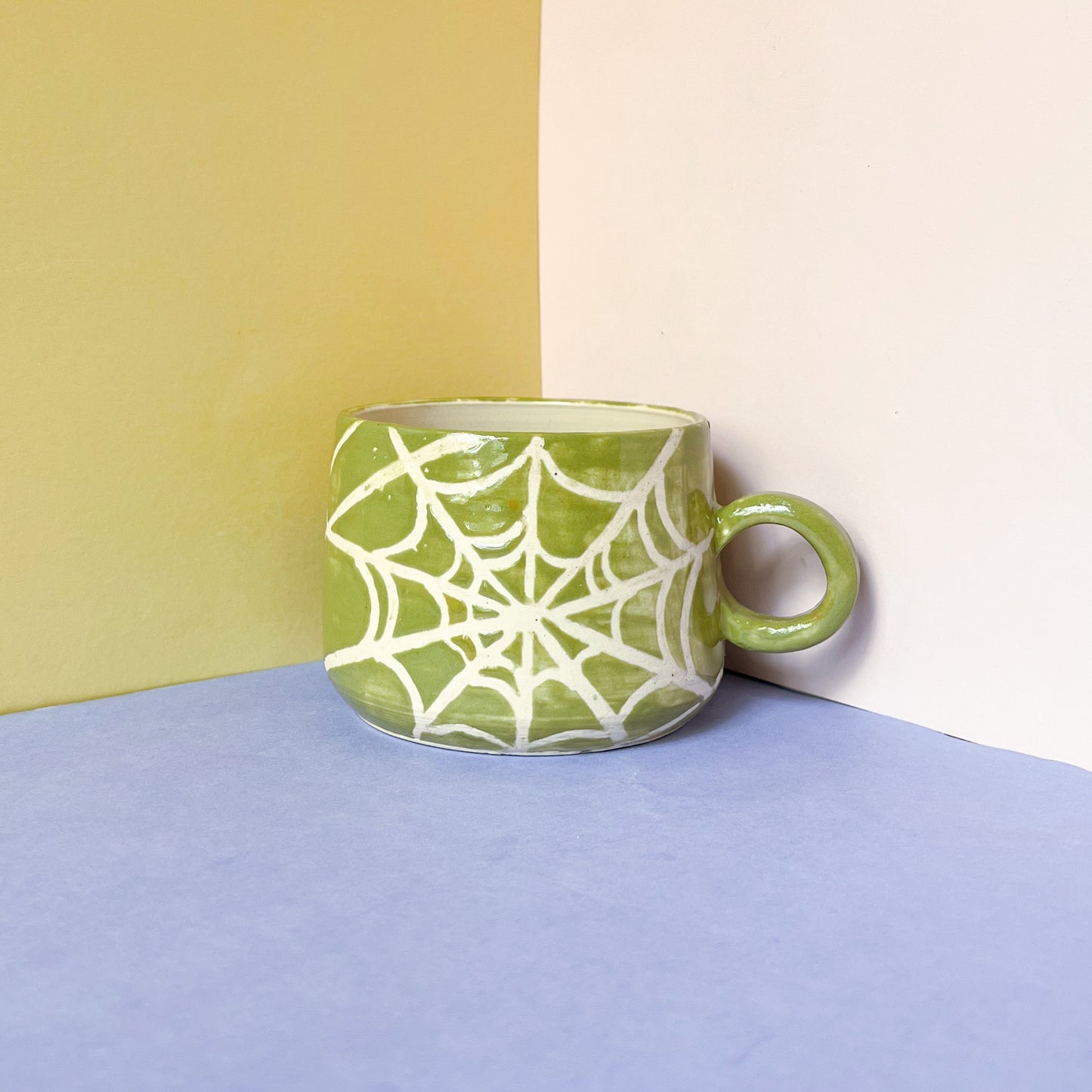 Spider mug